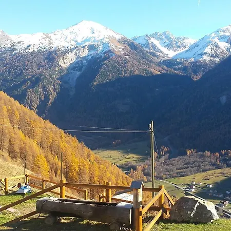 Ferienhaus Berghaus Am Sonnenhang Valpaschun
