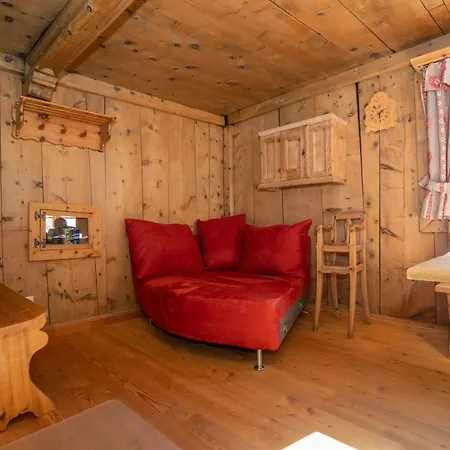 Berghaus Am Sonnenhang Valpaschun Valchava