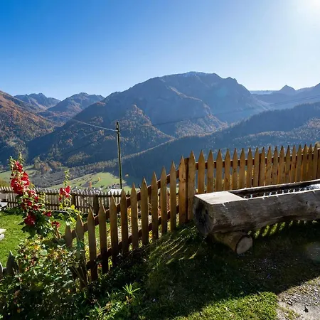 Tatil Evi Berghaus Am Sonnenhang Valpaschun *