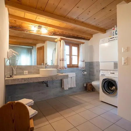 Semesterbostad Berghaus Am Sonnenhang Valpaschun