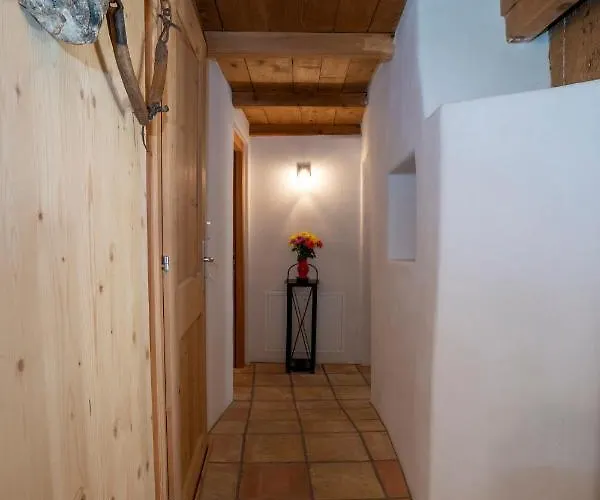 Berghaus Am Sonnenhang Valpaschun Valchava