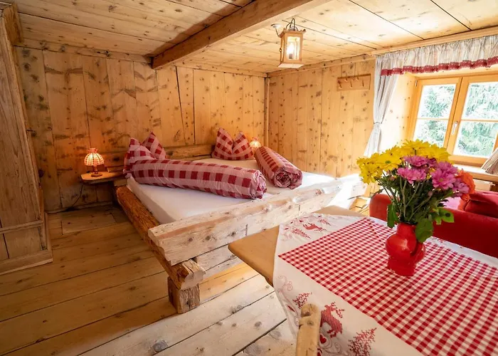 Berghaus Am Sonnenhang Valpaschun