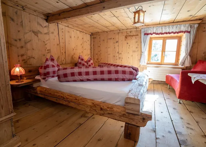 Ferienhaus Berghaus Am Sonnenhang Valpaschun Valchava