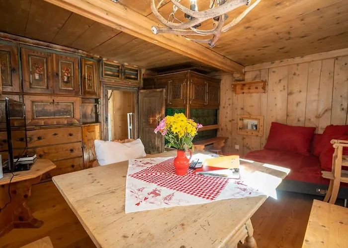 Berghaus Am Sonnenhang Valpaschun *