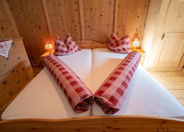 Ferienhaus Berghaus Am Sonnenhang Valpaschun *