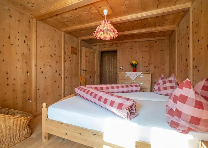 Berghaus Am Sonnenhang Valpaschun * Valchava