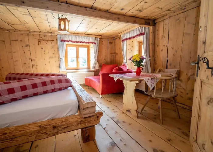 Ferienhaus Berghaus Am Sonnenhang Valpaschun *