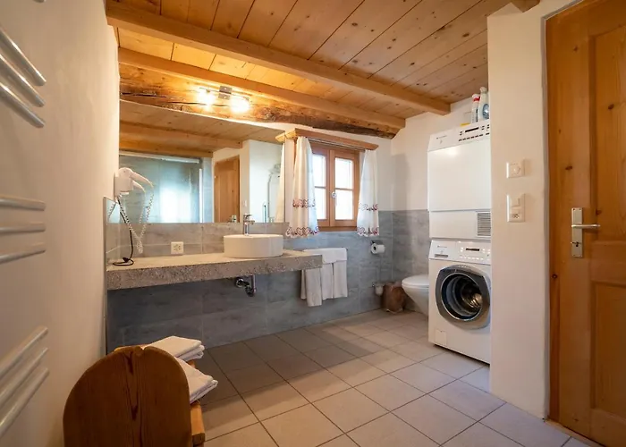 Ferienhaus Berghaus Am Sonnenhang Valpaschun