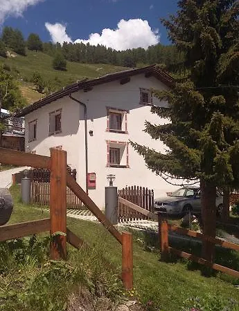 Berghaus Am Sonnenhang Valpaschun *