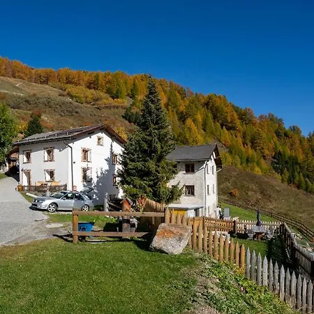 Berghaus Am Sonnenhang Valpaschun *