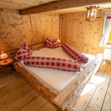 Berghaus Am Sonnenhang Valpaschun